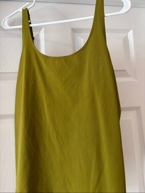 Chico’s size 1 adjustable strap top